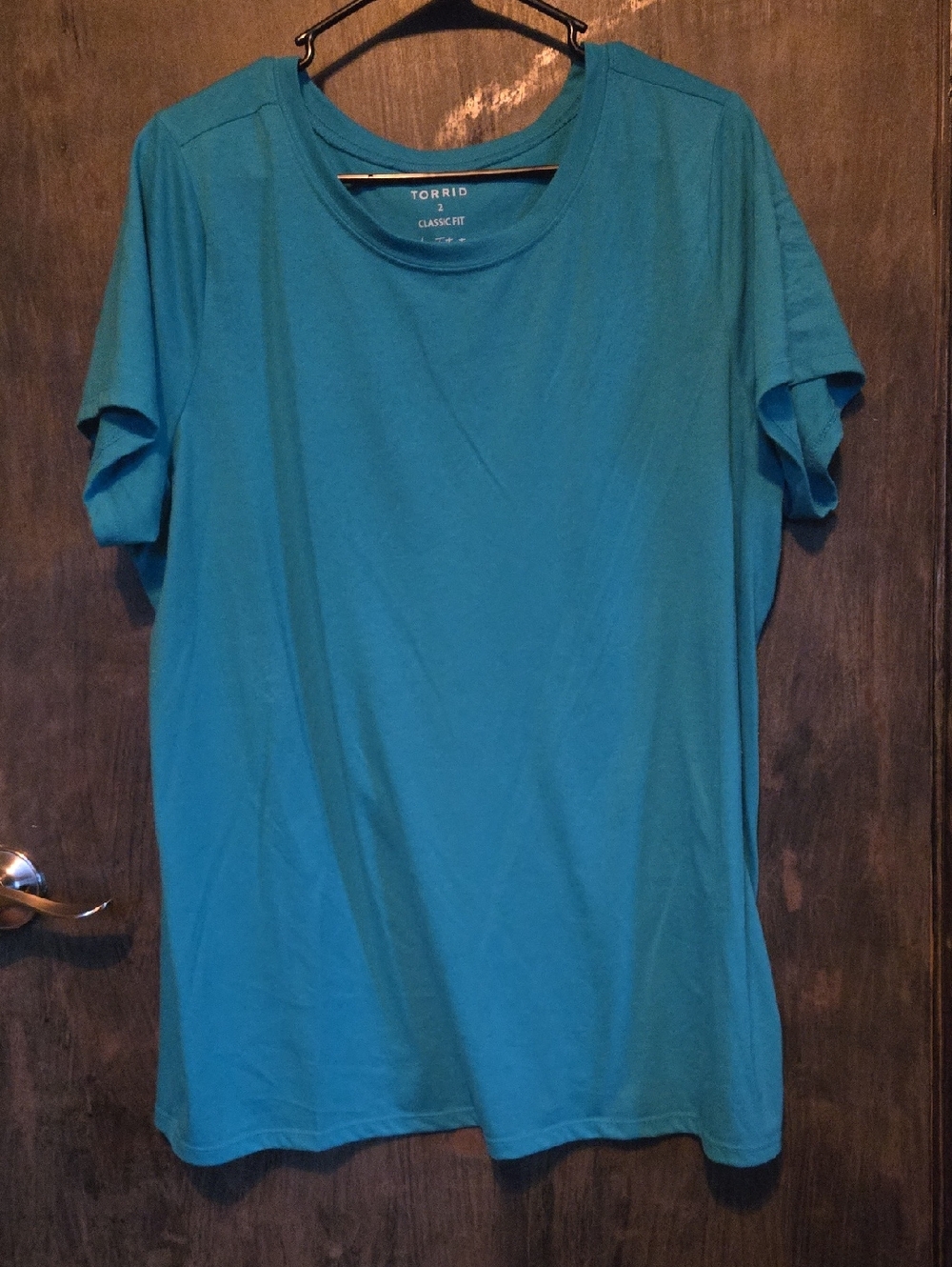 torrid Teal Short Sleeve Crewneck Tee - Classic Fit